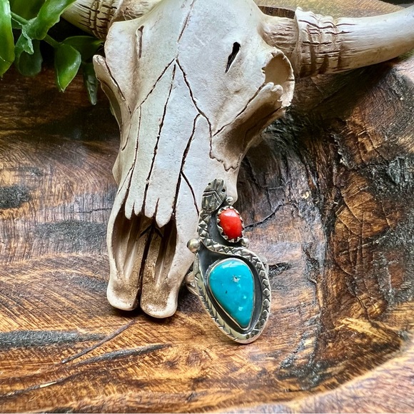 925 Sterling Silver Kingman Turquoise & Italian Red Coral Snake Ring Sz 8